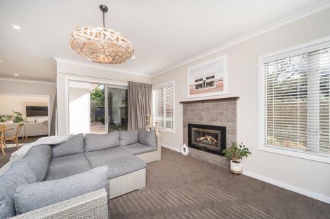 Photo of property in 5 Heritage Place, Terrace End, Palmerston North, 4410