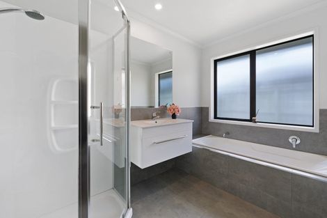 Photo of property in 4 Matawai Puna Drive, Pukekohe, 2120