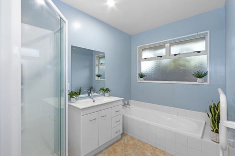 Photo of property in 64a Balcairn Street, Halswell, Christchurch, 8025