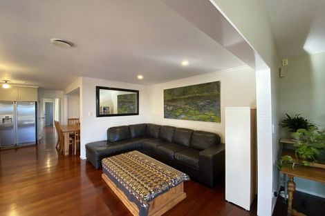 Photo of property in 20 Staysail Place, Whitby, Porirua, 5024