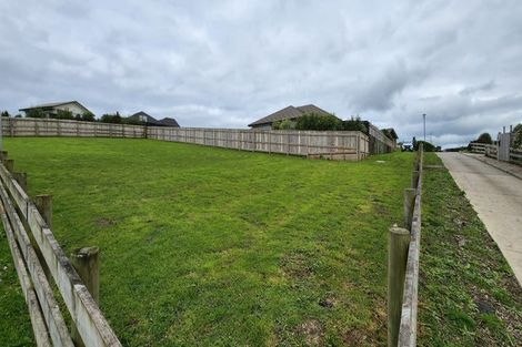 Photo of property in 15 Calla Street, Maungaturoto, 0520