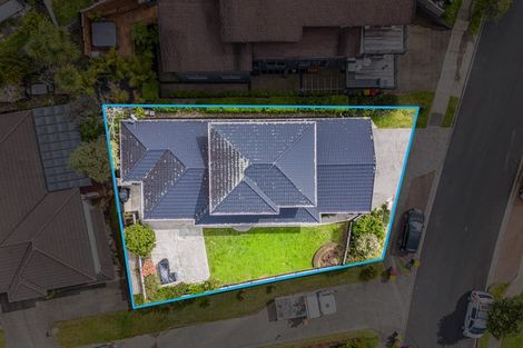 Photo of property in 86 San Marino Drive West, Henderson, Auckland, 0612