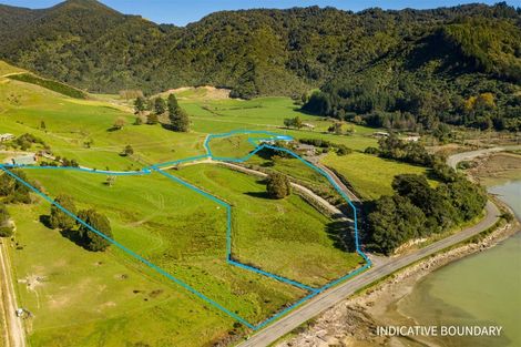 Photo of property in 888 Queen Charlotte Drive, Linkwater, 7281