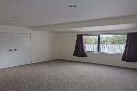 Photo of property in 36 Poplar Grove, Whalers Gate, New Plymouth, 4310
