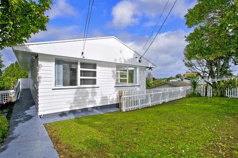 Photo of property in 1/223 Eskdale Road, Birkenhead, Auckland, 0626