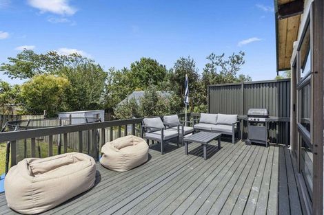 Photo of property in 27 Rotoiti Avenue, Pakuranga Heights, Auckland, 2010