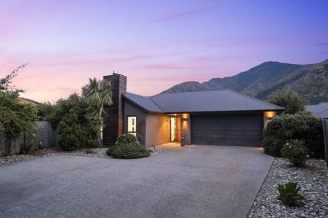 Photo of property in 28 Hope Avenue, Lake Hayes, Queenstown, 9304