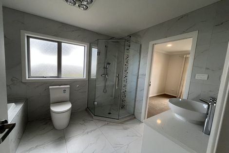 Photo of property in 26 Lagonda Rise, Oteha, Auckland, 0632