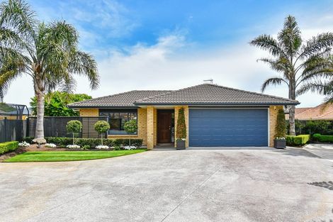Photo of property in 80 Lothian Brae, Wattle Downs, Auckland, 2103