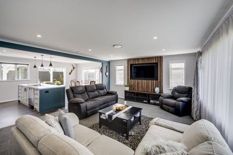 Photo of property in 35 Holyrood Street, Taradale, Napier, 4112