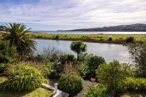 Photo of property in 7 Nihinihi Avenue, Raglan, 3225