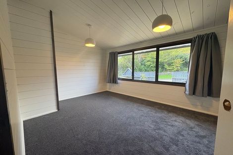 Photo of property in 22 Percy Dyett Drive, Karori, Wellington, 6012