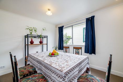 Photo of property in 71 Hutchinson Avenue, New Lynn, Auckland, 0600