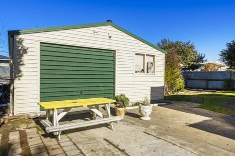 Photo of property in 18 Wyatt Avenue, Onekawa, Napier, 4110