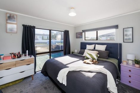Photo of property in 3 Belk Place, Feilding, 4702