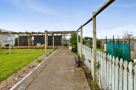 Photo of property in 15 Auroa Road, Otakeho, Hawera, 4678
