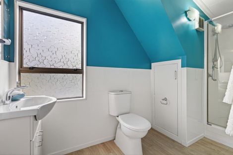 Photo of property in 2 Memorial Drive, Parahaki, Whangarei, 0112