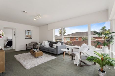 Photo of property in 1/10a Walter Street, Hauraki, Auckland, 0622