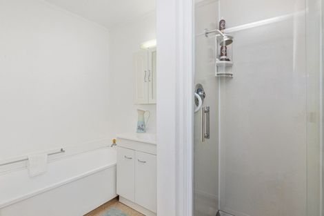 Photo of property in 59f2- Kowhai Avenue, Ebdentown, Upper Hutt, 5018