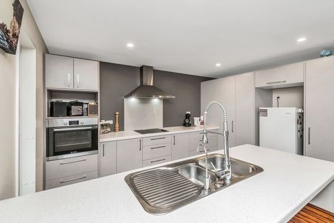 Photo of property in 30 Burnham School Road, Rolleston, 7614