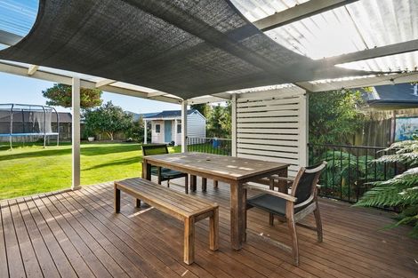 Photo of property in 14 Van Dieman Close, Templeton, Christchurch, 8042