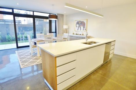 Photo of property in 2 Isitt Road, Hobsonville, Auckland, 0616