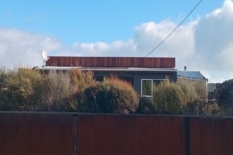 Photo of property in 1927 Parewanui Road, Parewanui, Bulls, 4894