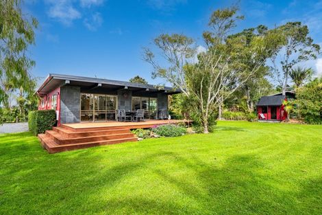 Photo of property in 334 Cove Road, Waipu, 0582