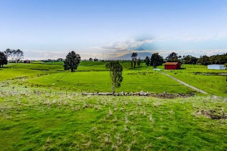 Photo of property in Pikitoroa Road, Normanby, Hawera, 4675