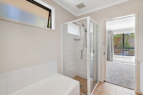 Photo of property in 65 Cabeleigh Drive, Helensville, 0800