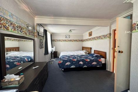 Photo of property in 22 Stokes Valley Road, Stokes Valley, Lower Hutt, 5019