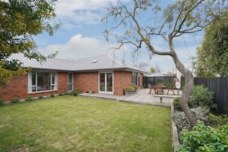 Photo of property in 2/27 Ngaio Street, Saint Martins, Christchurch, 8022