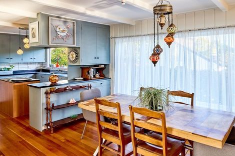 Photo of property in 70 Winara Avenue, Waikanae, 5036