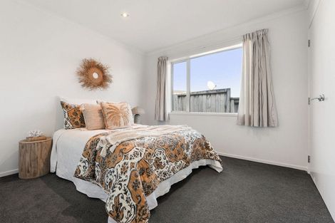 Photo of property in 4 Fender Close, Pyes Pa, Tauranga, 3112