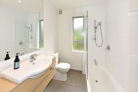 Photo of property in 21b Cornwall Road, Lyttelton, 8082