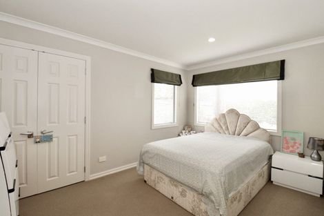 Photo of property in 1a Macleans Road, Bucklands Beach, Auckland, 2014