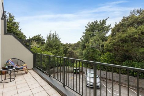 Photo of property in 8a Flynn Street, Birkdale, Auckland, 0626