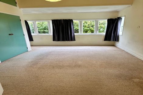 Photo of property in 120 Eskdale Road, Birkdale, Auckland, 0626