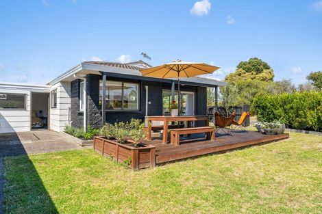 Photo of property in 1 Gobray Crescent, Mount Maunganui, 3116