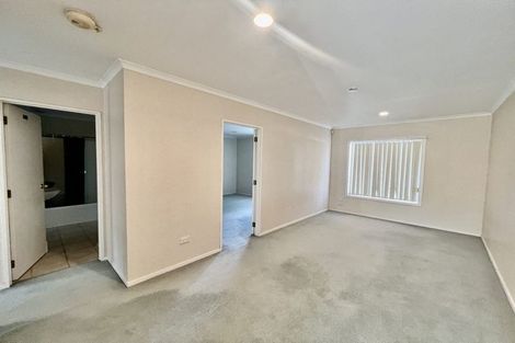 Photo of property in Tuscany Towers, 85/1 Ambrico Place, New Lynn, Auckland, 0600