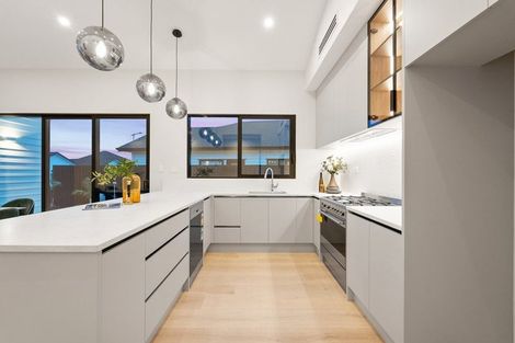 Photo of property in 24 Tipu Crescent, Wainui, 0992