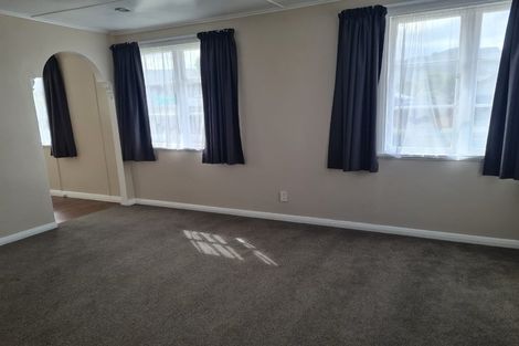 Photo of property in 614f1- Fergusson Drive, Trentham, Upper Hutt, 5018
