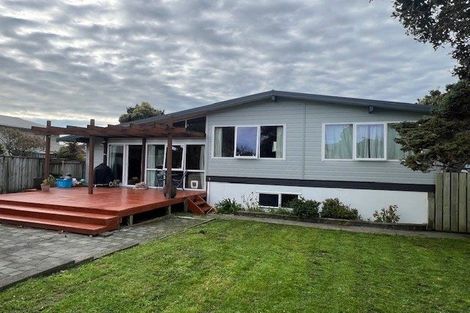 Photo of property in 70 Cypress Drive, Maungaraki, Lower Hutt, 5010