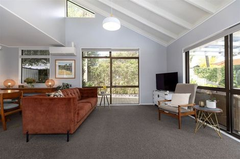 Photo of property in 25a/1 Beach Road, Te Atatu Peninsula, Auckland, 0610