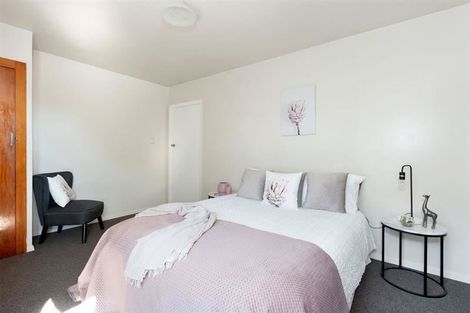 Photo of property in 74 Russley Road, Russley, Christchurch, 8042