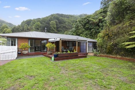 Photo of property in 36 Kowhai Street, Wainuiomata, Lower Hutt, 5014