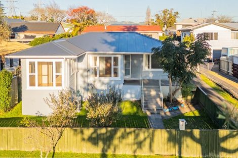Photo of property in 6 Lisbon Street, Greerton, Tauranga, 3112