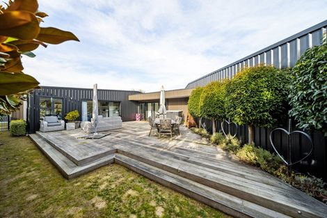 Photo of property in 13 Eden Close, Wanaka, 9305