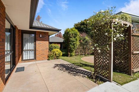 Photo of property in 42 Westburn Terrace, Burnside, Christchurch, 8041