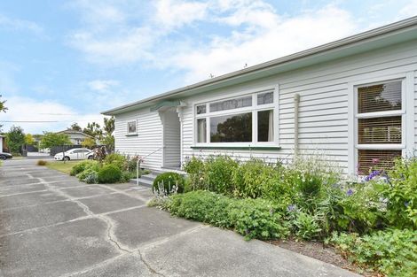 Photo of property in 5 Garnett Avenue, Spreydon, Christchurch, 8024